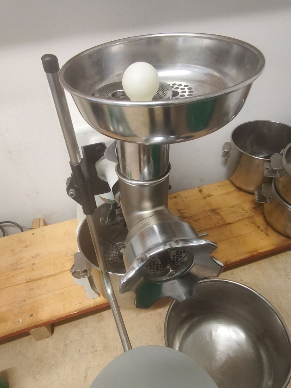 Lips Elettrodomestici da cucina: Lips Junior mit Fleischwolf Gemüseschneider Pasevit – Usato da Lengnau BE venduto da turbostef 2