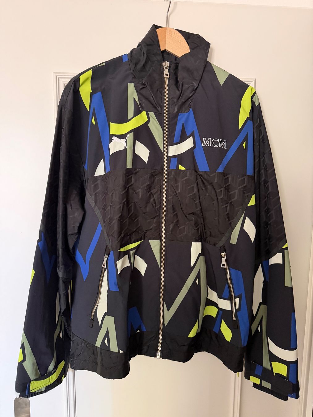 Giacche: MCM x Puma Jacke – Nuovo (secondo la descrizione) da Zürich venduto da han_pz5r