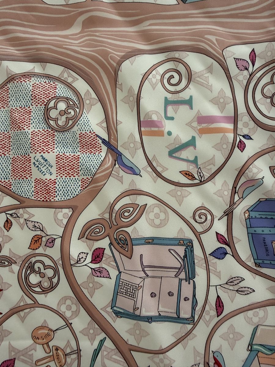 Louis Vuitton Foulards & écharpes: Louis Vuitton Seidentuch - ungetragen – Neuf (Voir description) à Muri b. Bern par jor_9tvf 2