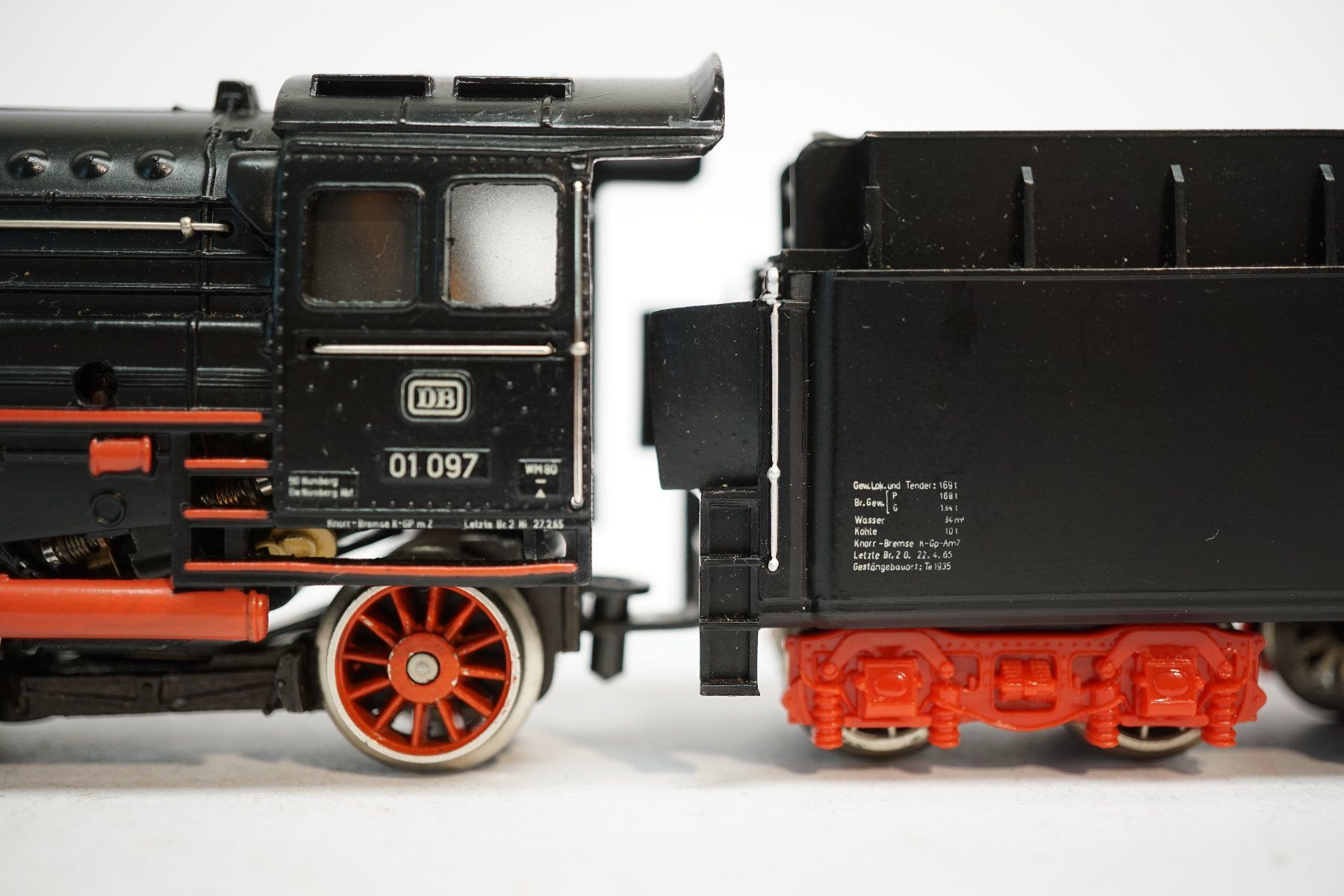 Märklin Modellini di ferrovie: 1å Märklin 3048 DB BR 01 Dampflok – Usato da Uetendorf venduto da tigermuegi 9