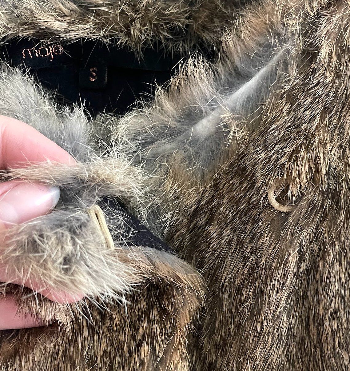 Maje Gilets & Westen: maje rabbit fur vest – Gebraucht aus Zürich von aliiix 4