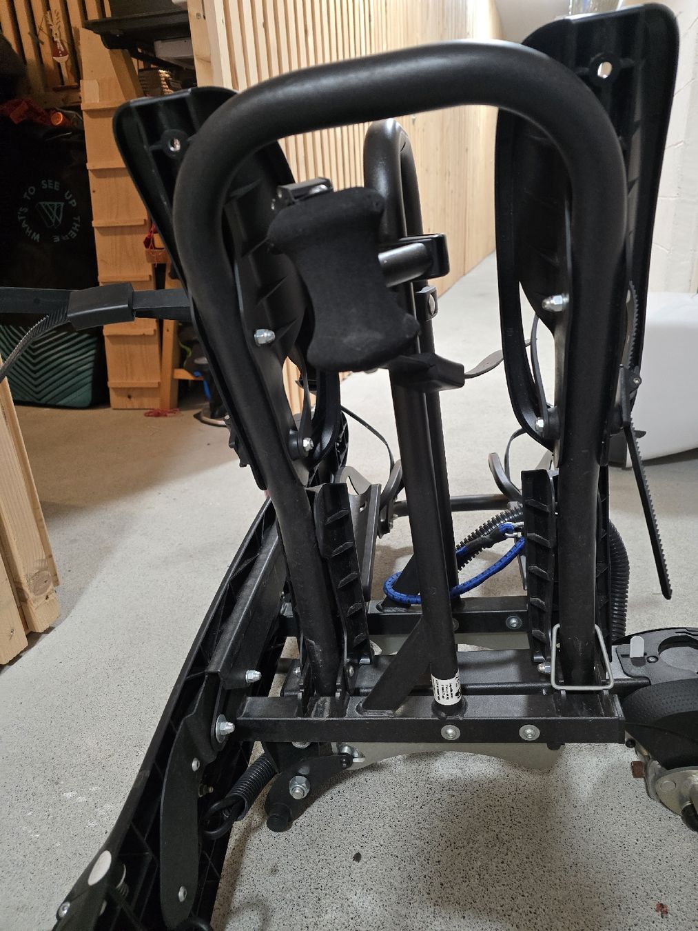 Ganci per rimorchio: porte vélo (2 vélos électriques) – Usato da Bulle venduto da jul_knn6 1