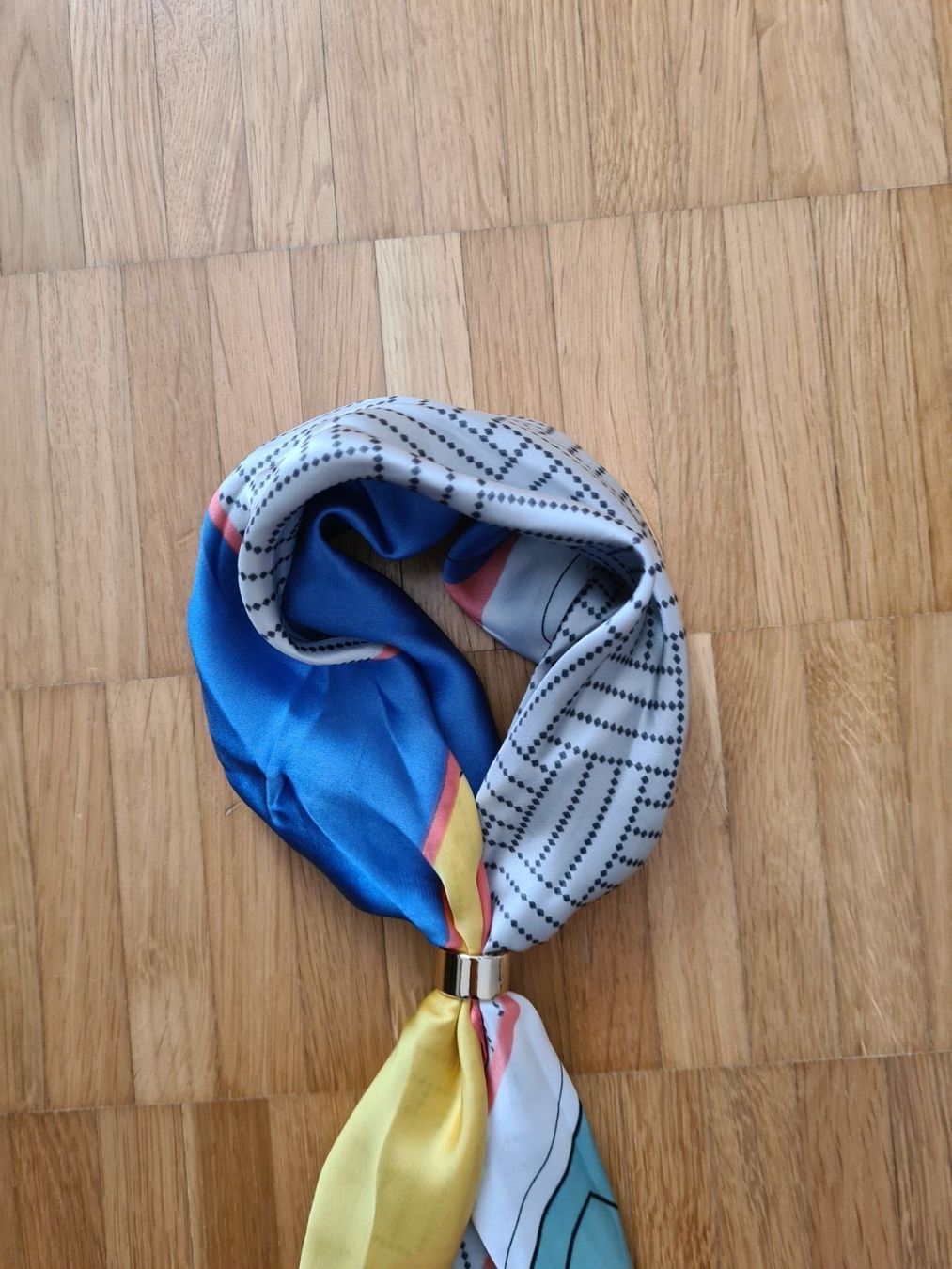 Foulards, Tücher & Schals: Damentuch – Neu und originalverpackt aus Jona von Good_luck_ 2