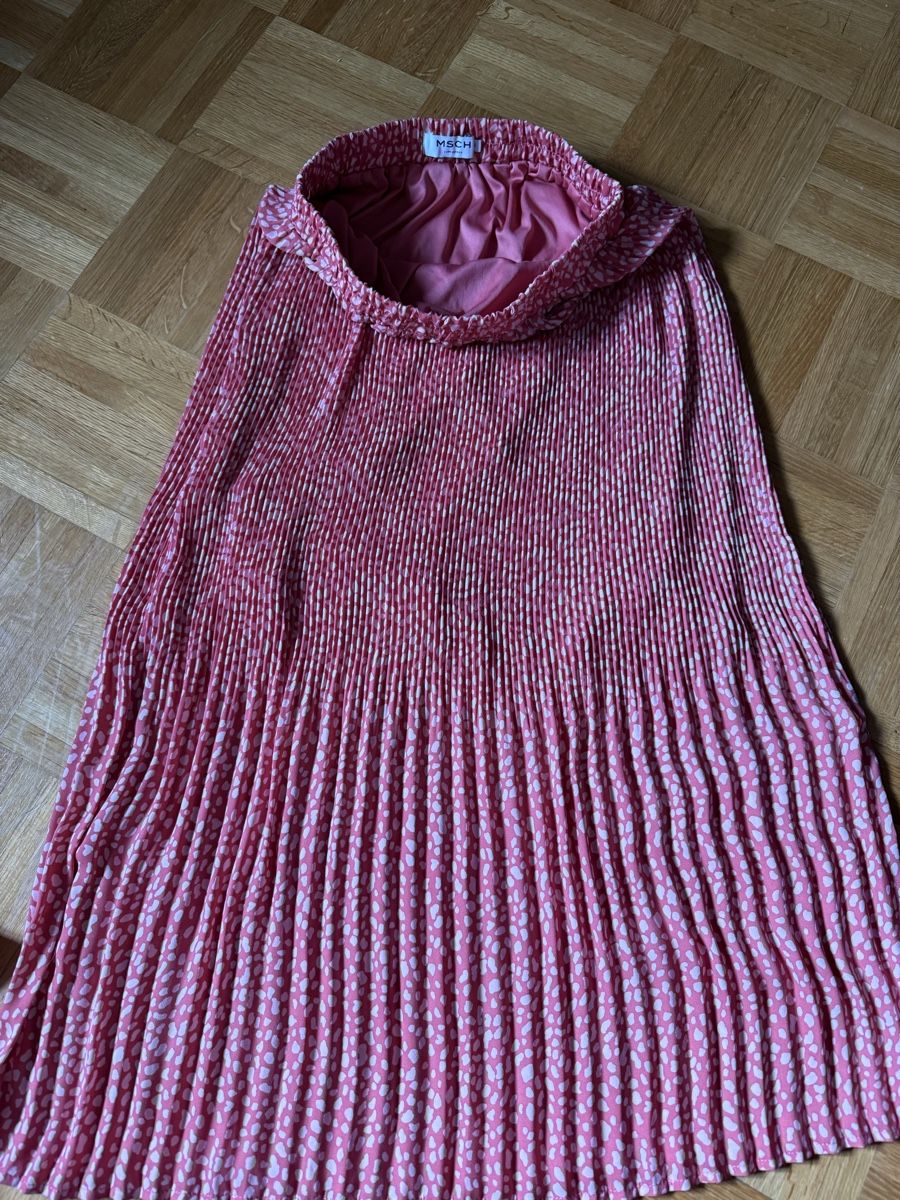 Lotti di vestiti: Kleiderpaket – Usato da Oberglatt ZH venduto da sam_vs55 2