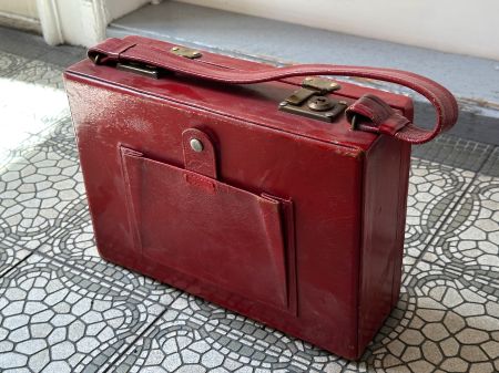 Roter Leder Koffer von Fred Spillmann