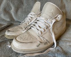 Nike Air Jordan low weiss Gr. 44, gern getragen