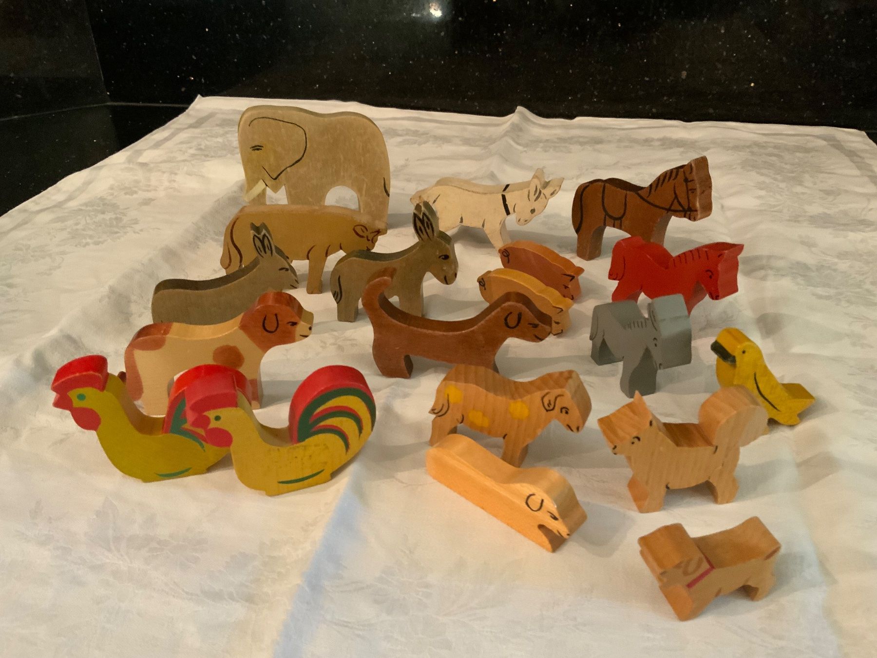 Spielzeuge: Holztiere – Gebraucht aus Münchenbuchsee von kruseli 1