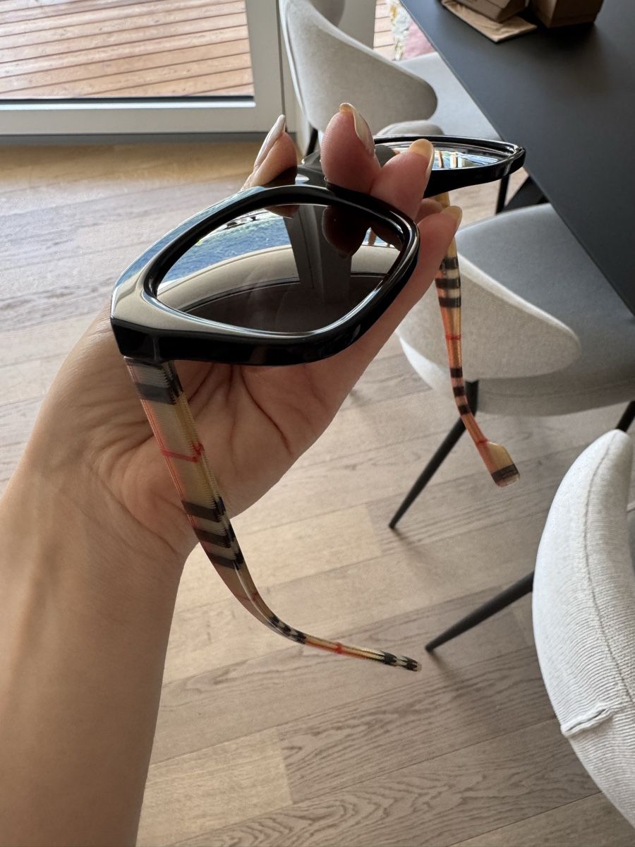 Burberry Occhiali & Lenti: Lunettes de soleil Burberry – Nuovo (secondo la descrizione) da Davos Platz venduto da taja2 1