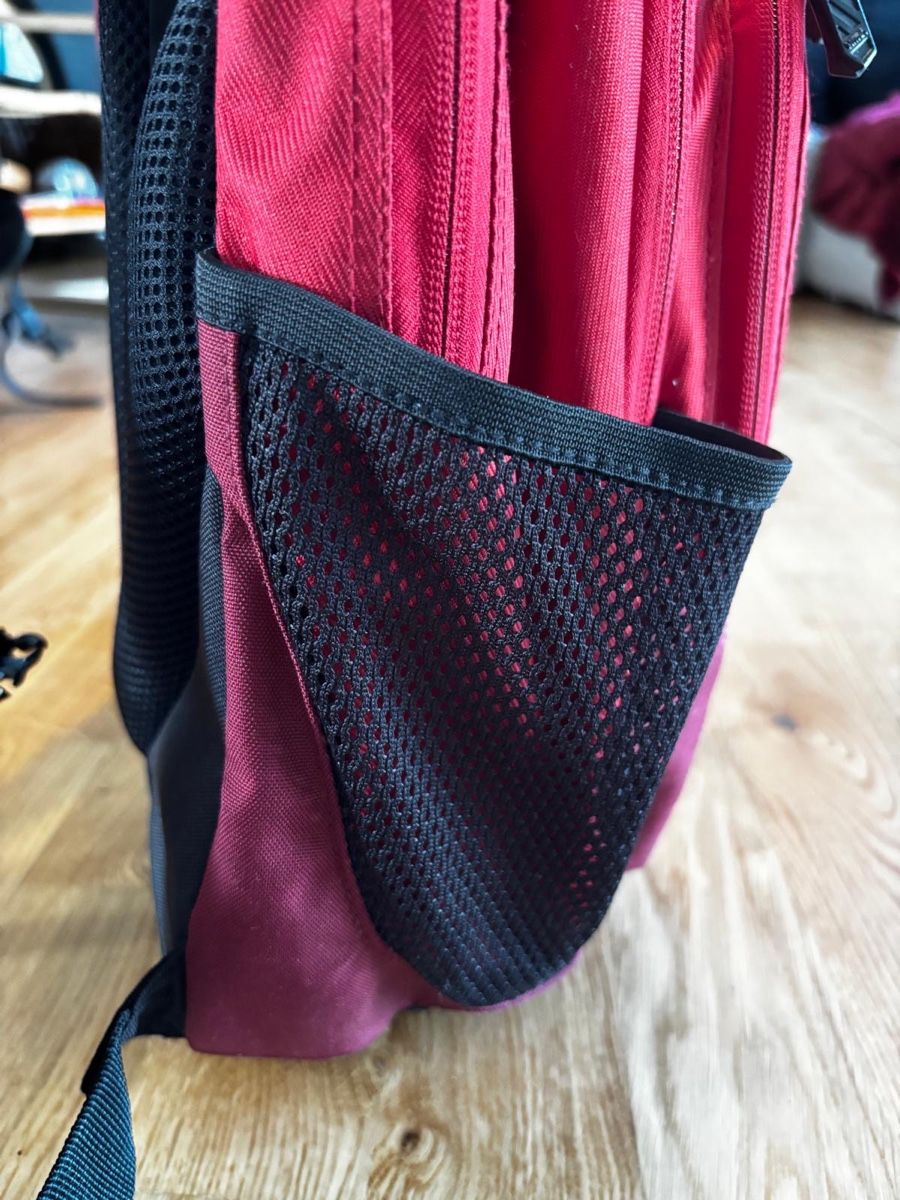 Zaini: Nitro Schulrucksack rot Thek – Usato da Rümlang venduto da Laufgitter01 2
