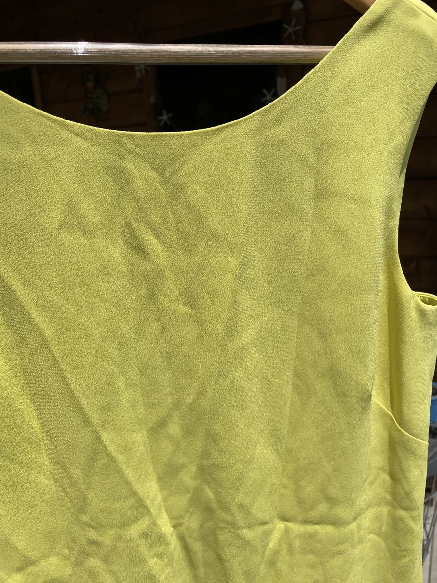 Kleider: Robe BCBG MaxAzria 40 – Gebraucht aus Montagny-la-Ville von Sissi-Sissi 4