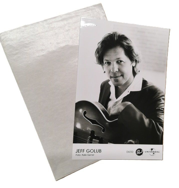 Foto & Immagini: Jeff Golub  (Foto 2000) – Usato da Wilen b. Wollerau venduto da morethanmusic