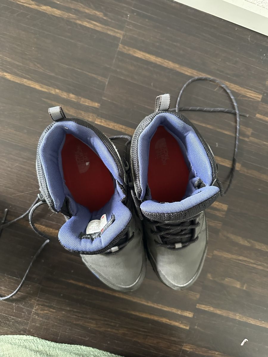 North Face Scarpe da donna: Wanderschuhe  – Usato da Zürich venduto da aly_ai7 5