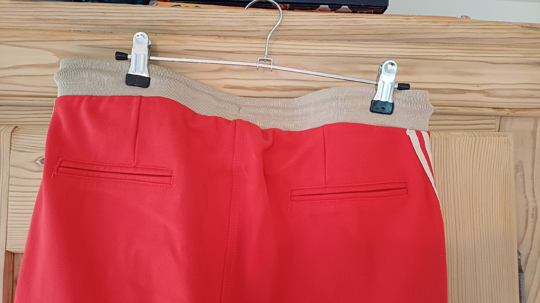 Pantaloni: 4funkyflavours Jogginghose Rot Grösse M  – Usato da St. Gallen venduto da luc_kw7x 2