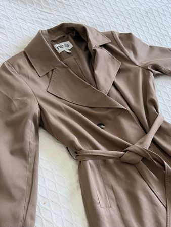 Damen Trenchcoat PIECES Braun Grösse S - 36