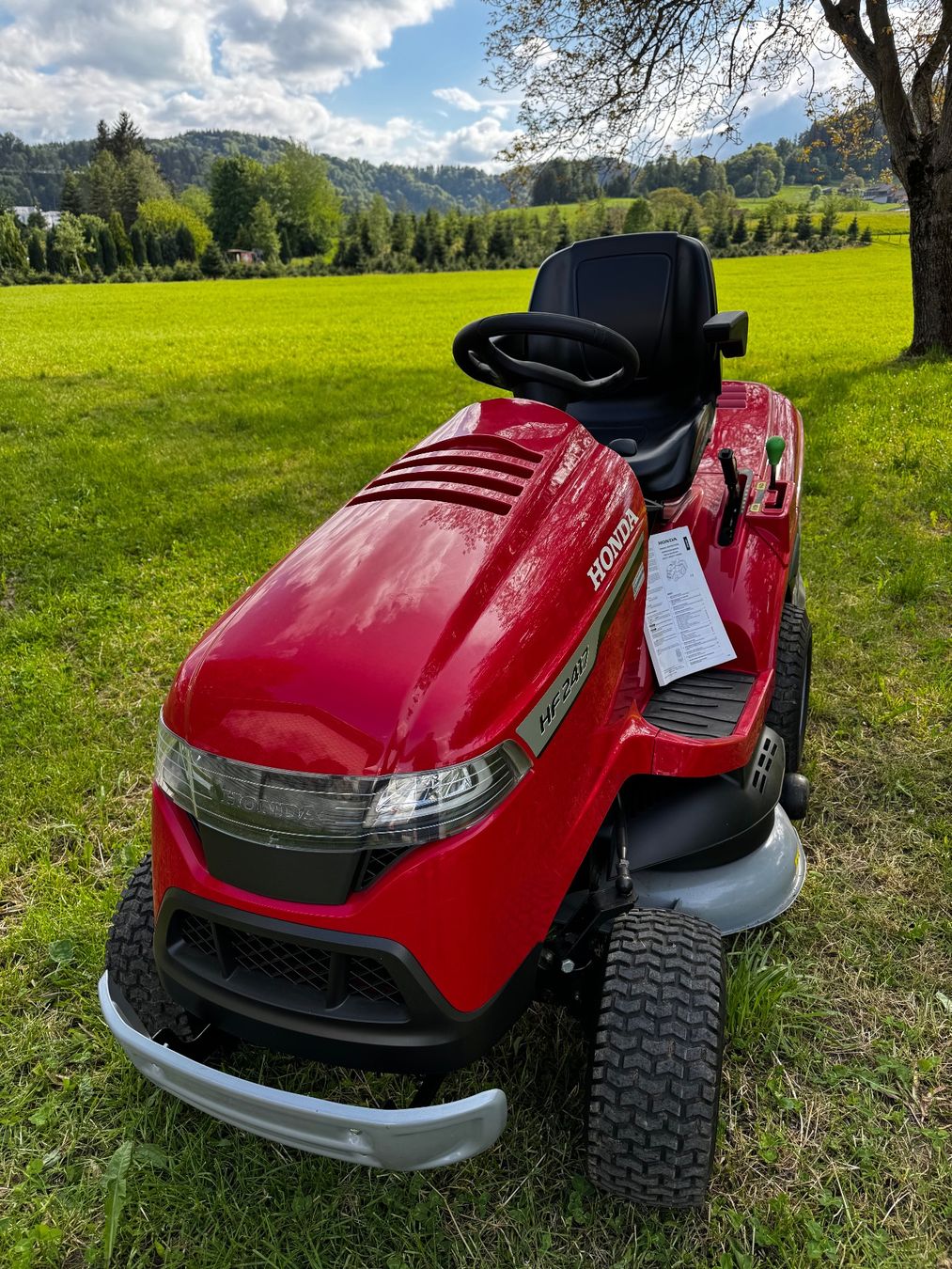 Honda Tagliaerba: Rasentraktor Honda 2417 – Usato da Niederuzwil venduto da Michael1990_ 1