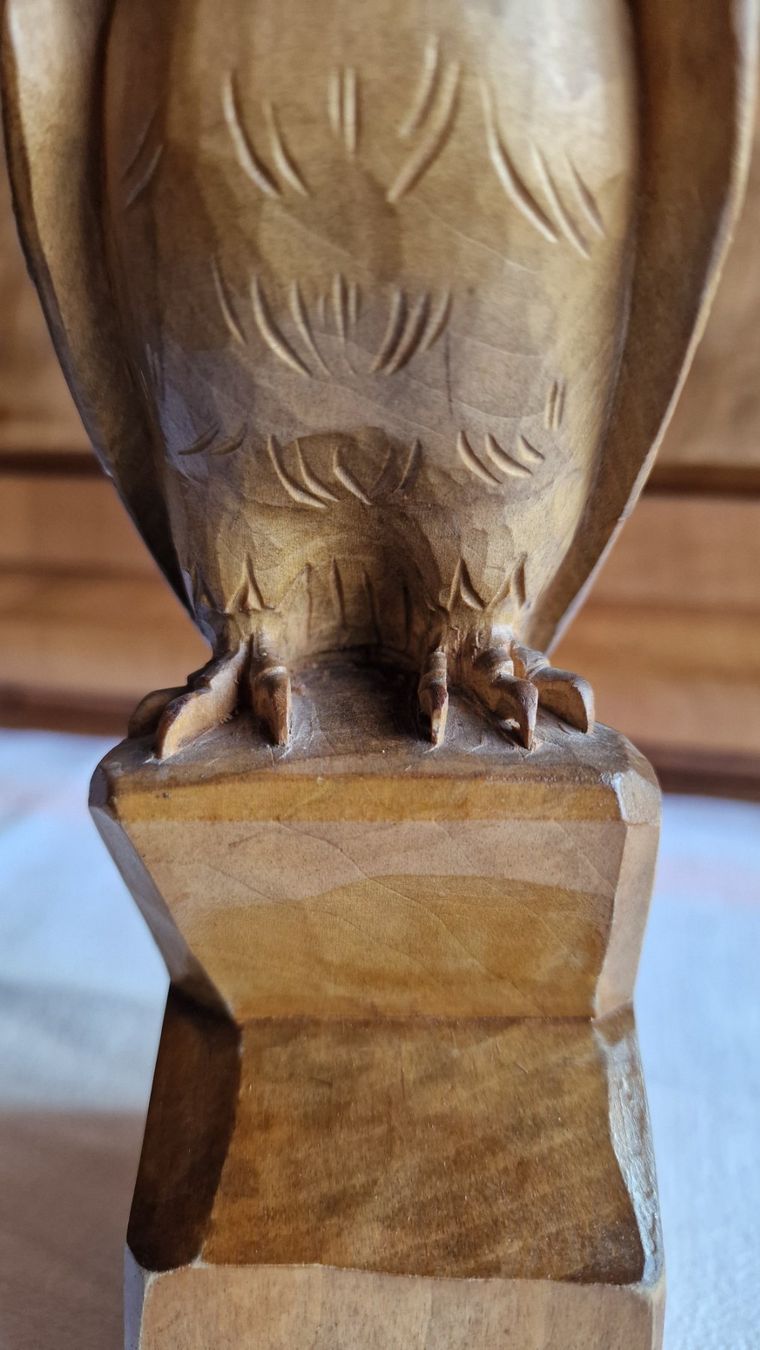Statuette: Ernst Gander, Schwanden bei Brienz BE:   geschnitzter Adler – Usato da Röthenbach i. E. venduto da Heureka5 3
