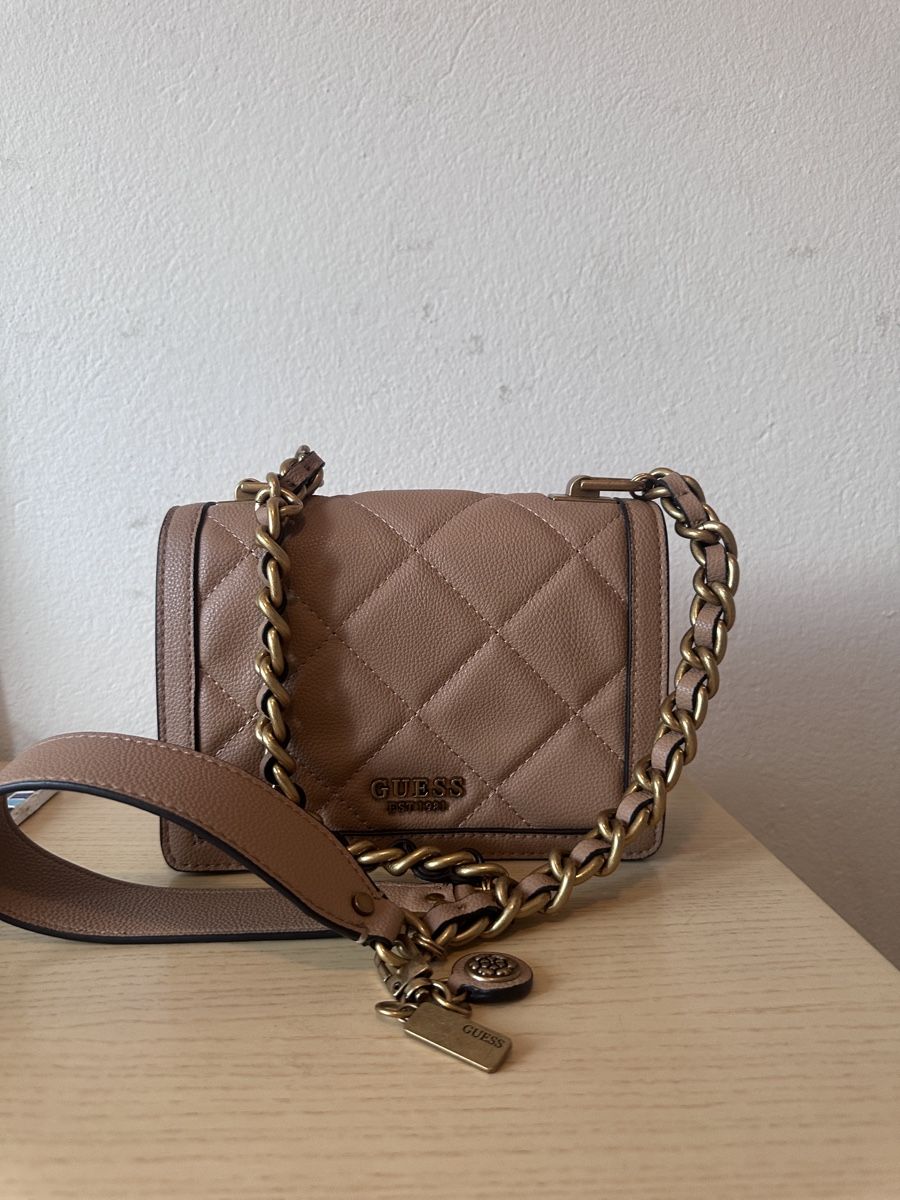 Guess Borse da donna: Originale Guess Tasche – Nuovo (secondo la descrizione) da Höfen b. Thun venduto da Lor_y62r 1