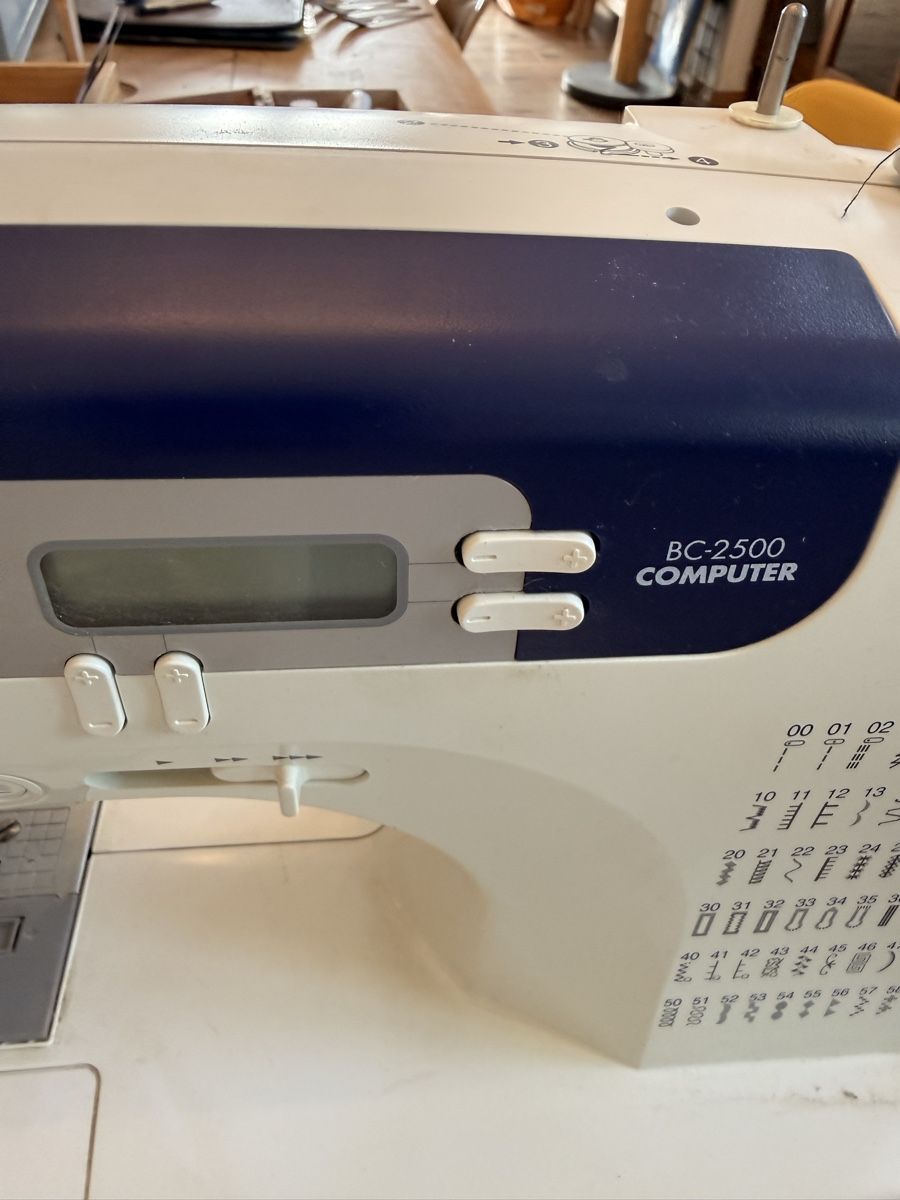Brother Nähmaschinen: Nähmaschine Brother BC-2500 Computer  – Gebraucht aus Nidau von Nintschgu 2