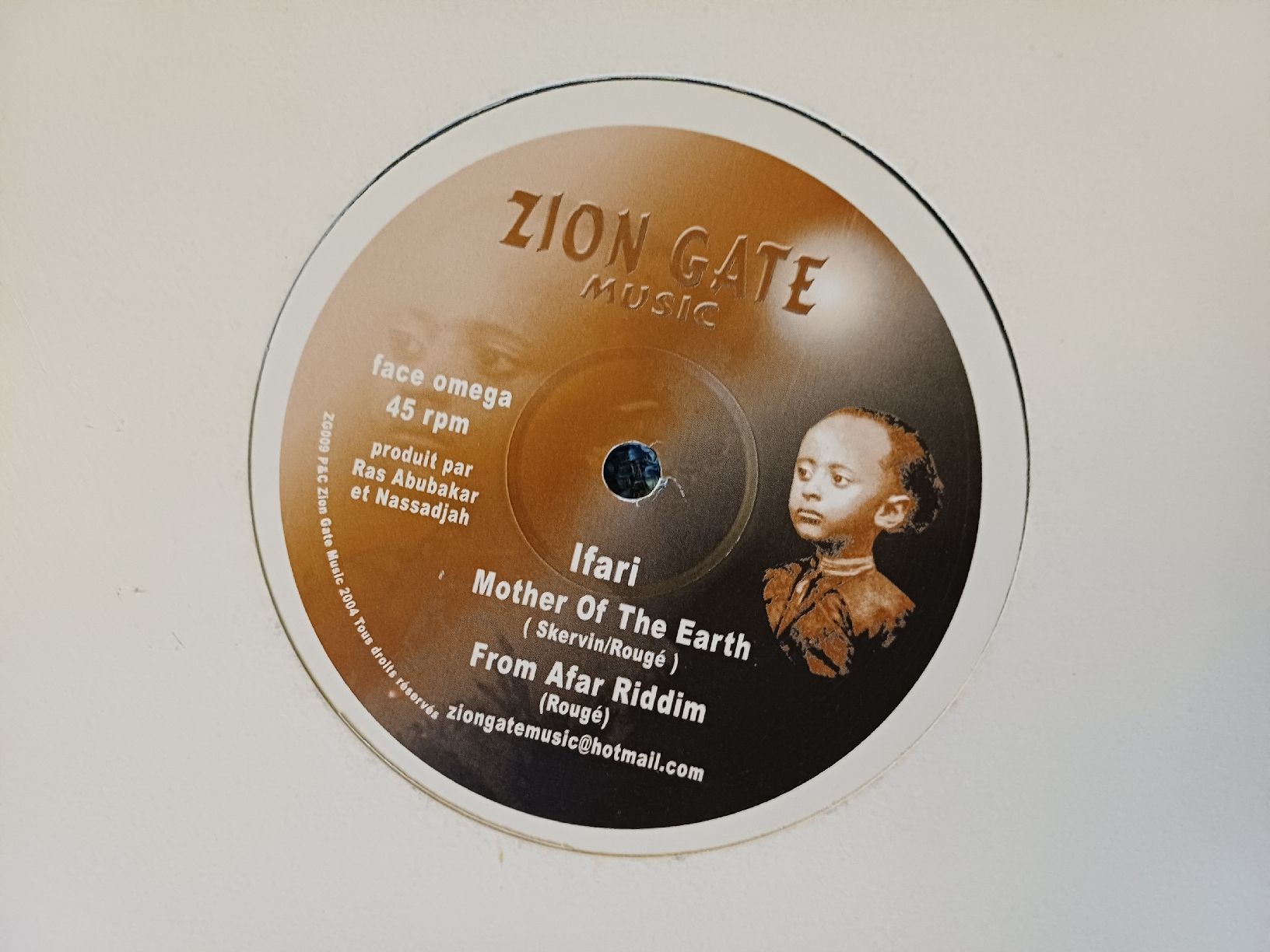 Dischi in vinile: Lorenzo & Elimane "From Afar" 12" – Usato da Begnins venduto da Drastic-Sound 1