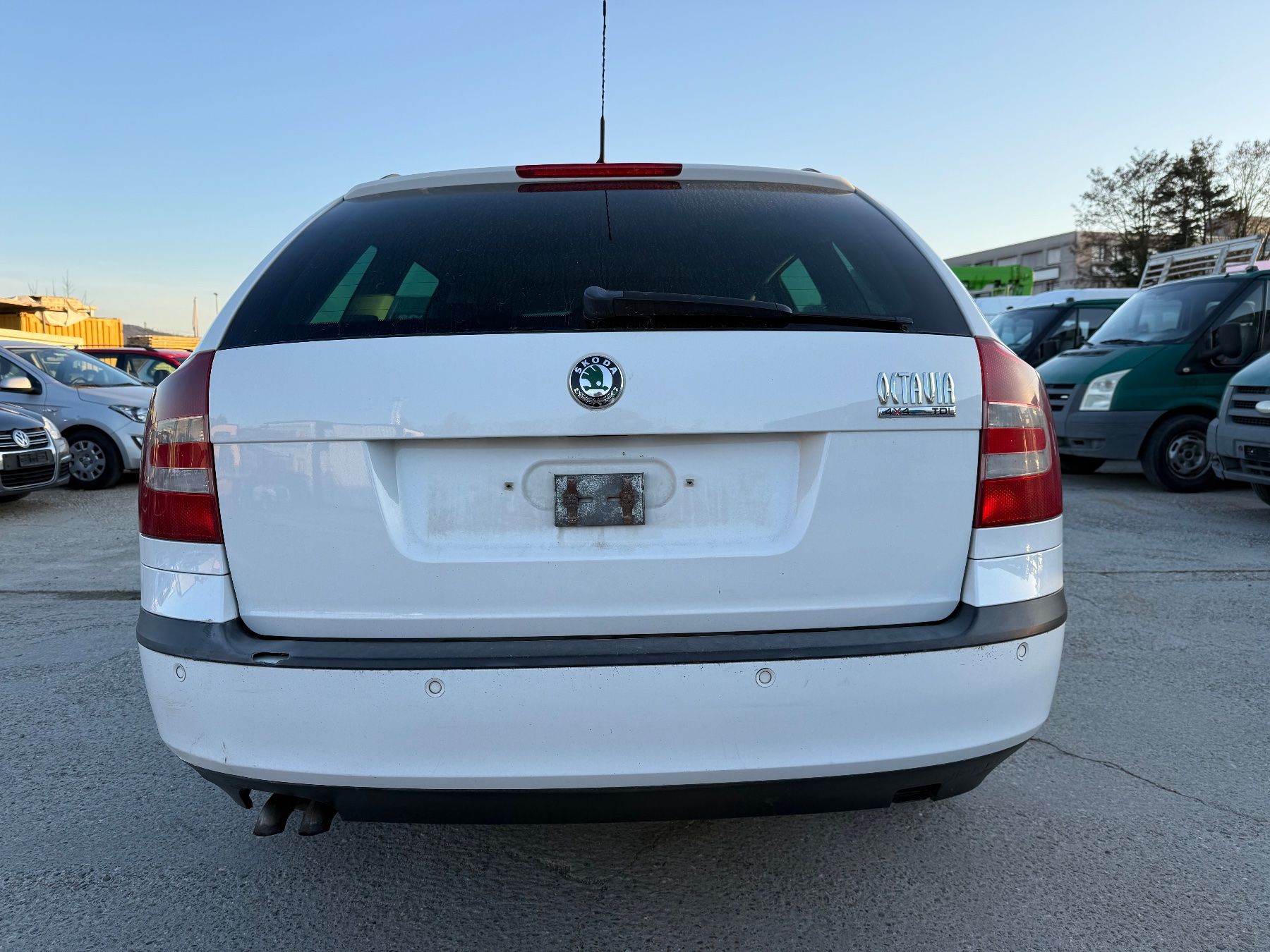 Skoda Autos: Skoda Octavia 2.0 TDi Combi 4x4 – Gebraucht aus Erlinsbach von Tikitrader 2