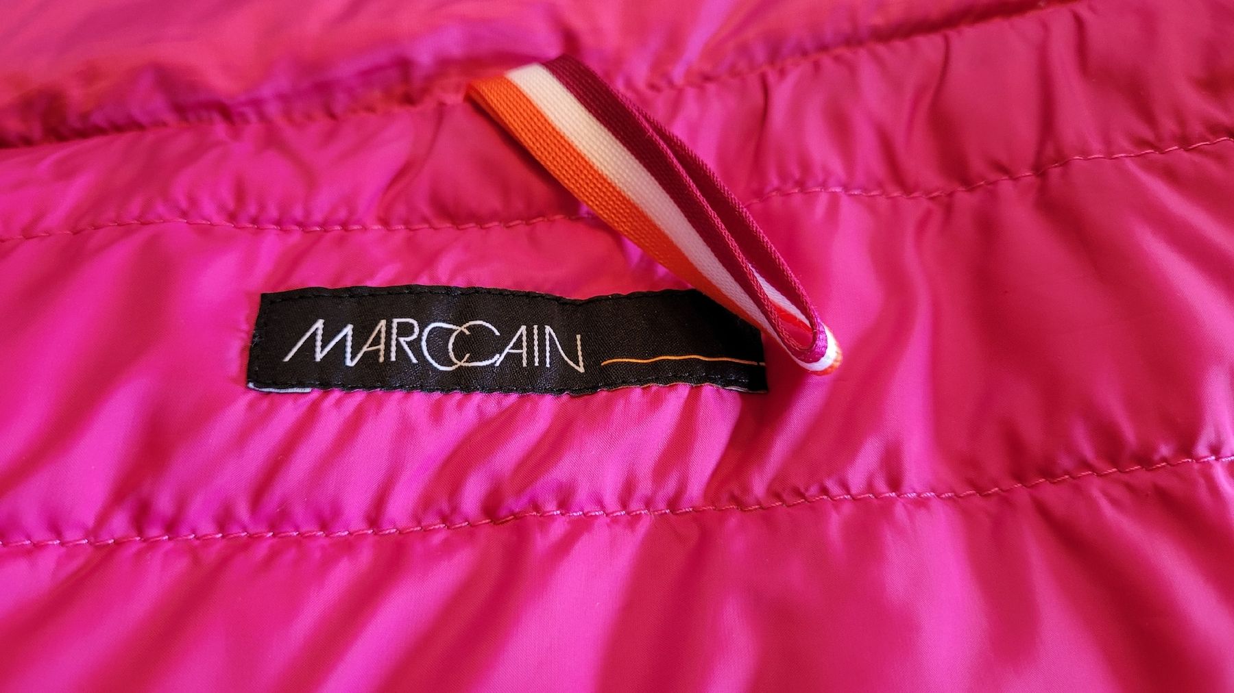 Marc Cain Vestes: Marc Cain Daunenjacke Gr.36 Fuchsia – D'occasion à Winterthur par Wohnhaus 5