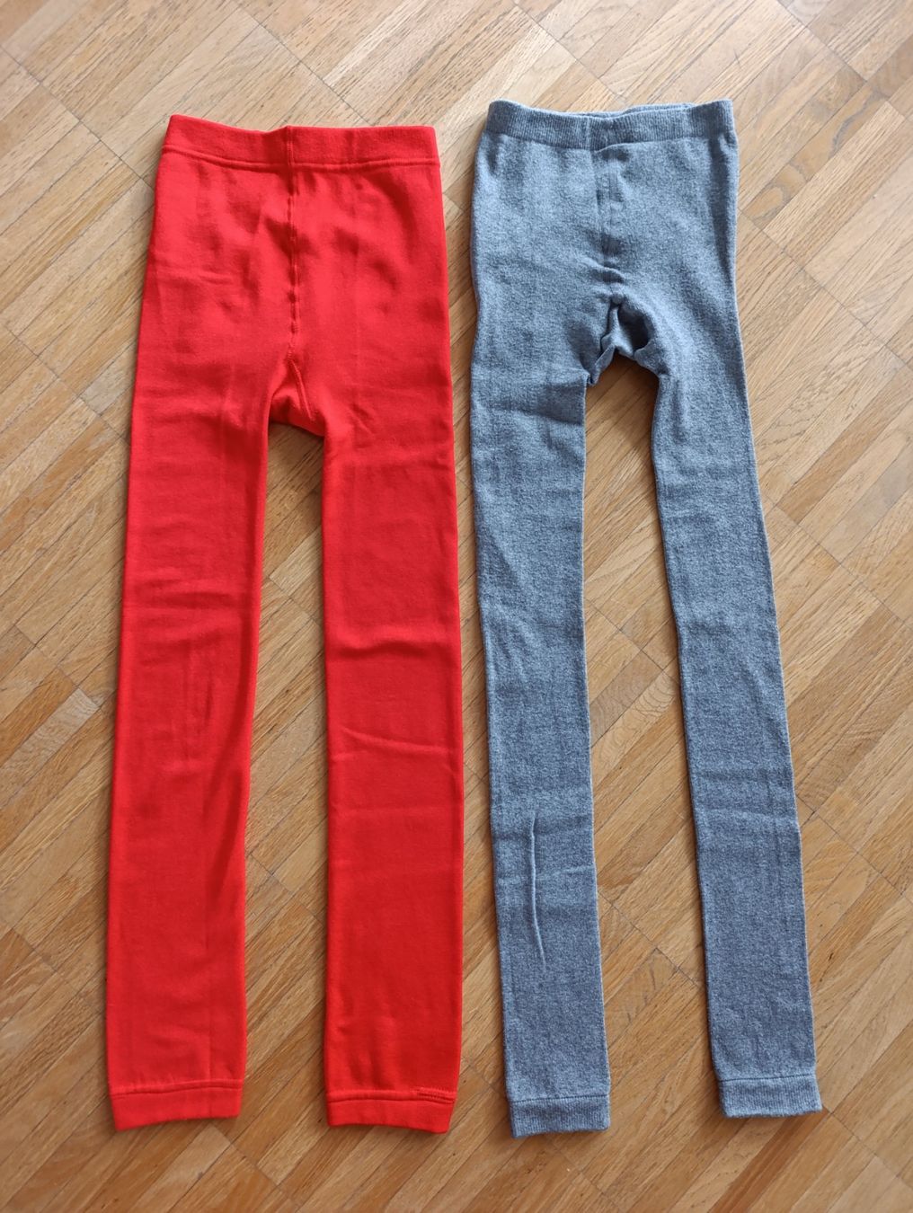 Strümpfe & Strumpfhosen: Zwei Kinder Leggins, warm, Gr 134-140 – Gebraucht aus Zürich von mir_2kjl