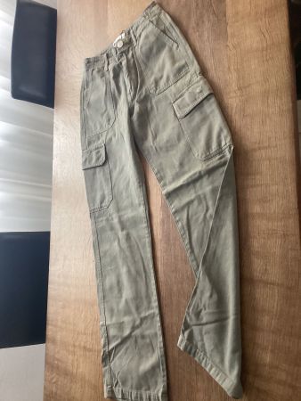 ZARA CARGOHOSE/HOSE GR.34 / W24 / oliv-schlam NEU Seitentas.