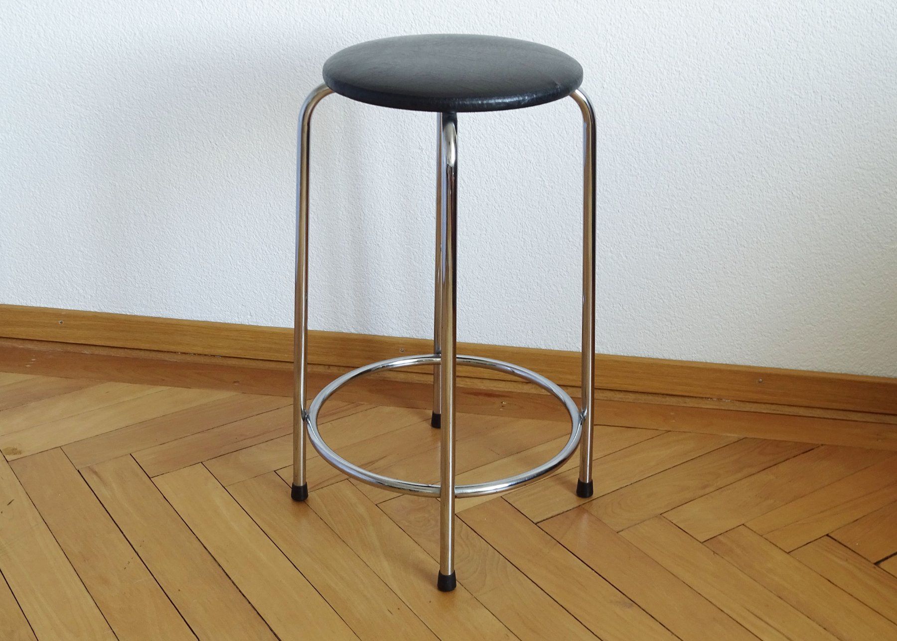Sgabelli: Vintage Hocker Chrom rund schwarz – Usato da Solothurn venduto da hli_n69n