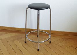 Vintage Hocker Chrom rund schwarz