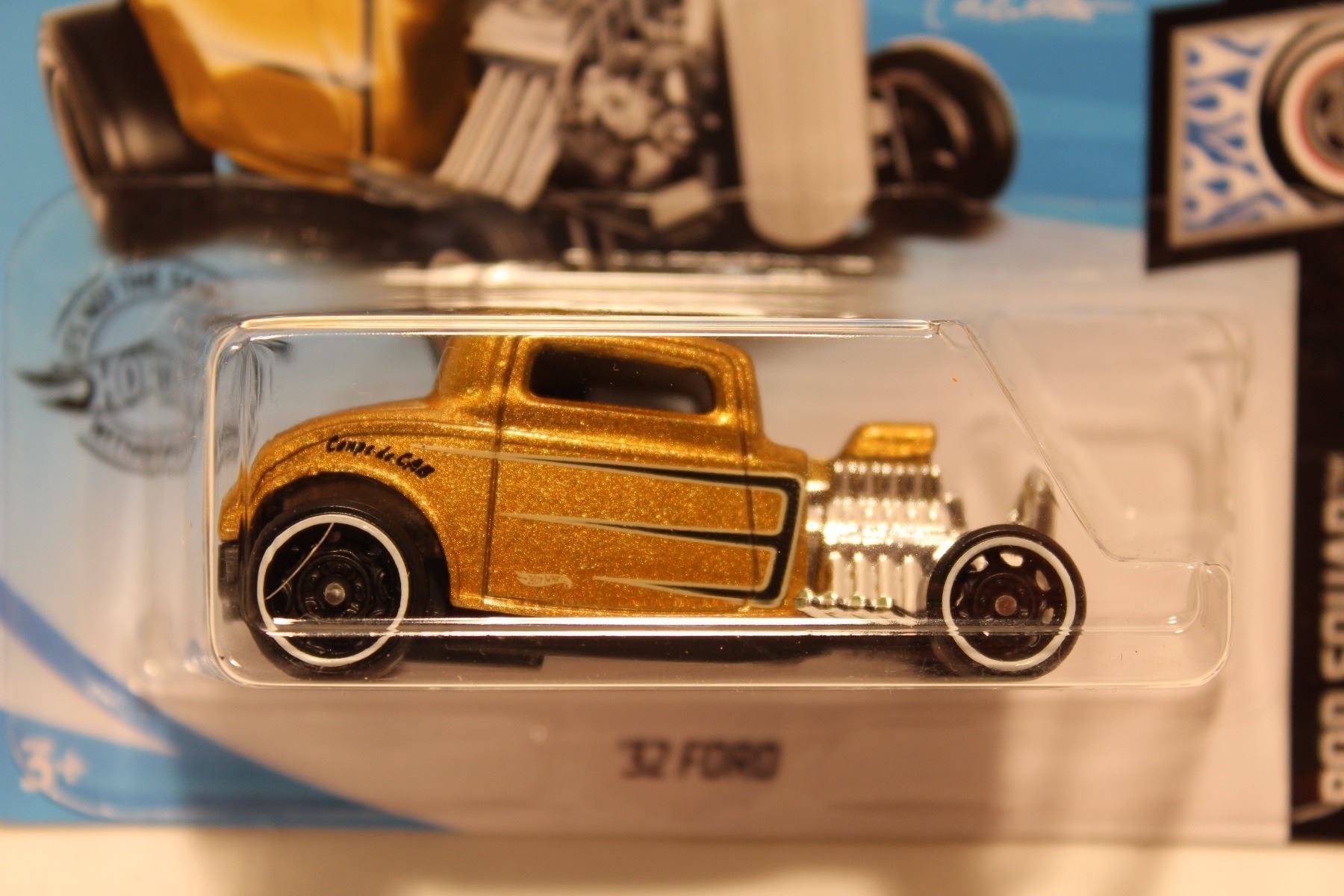 Ford Modellini d'auto: Spielzeugauto 1932er Ford, gold – Nuovo e nell'imballaggio originale da Fehraltorf venduto da haefens 1