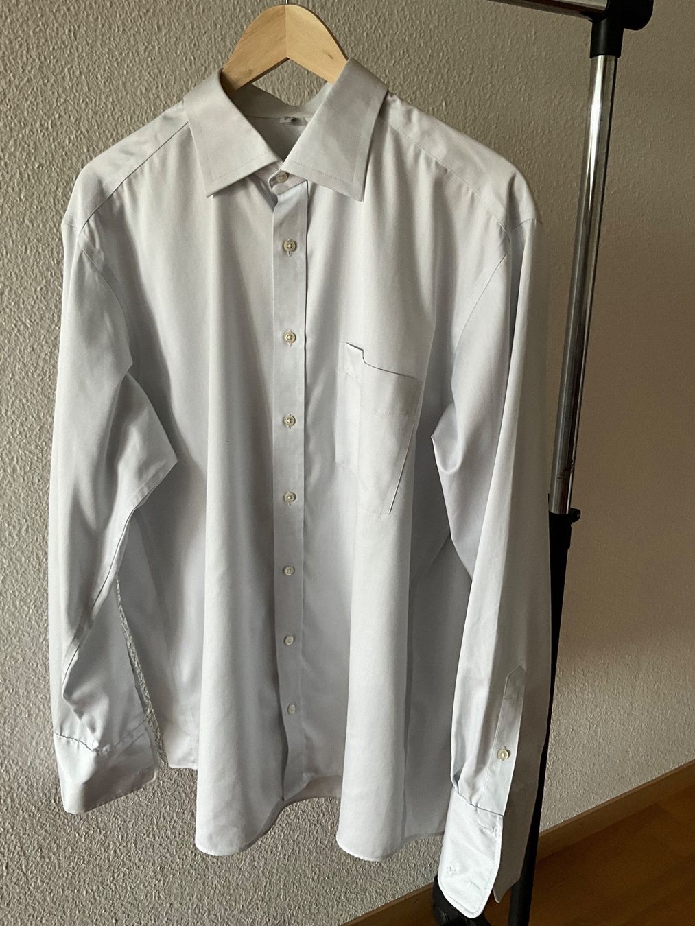 Eterna Camicie: Eterna EXCELLENT silverline Gr. 43 – Nuovo (secondo la descrizione) da Muri b. Bern venduto da SmuriS