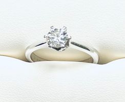 Diamantring 18K Weissgold, 0.6 ct