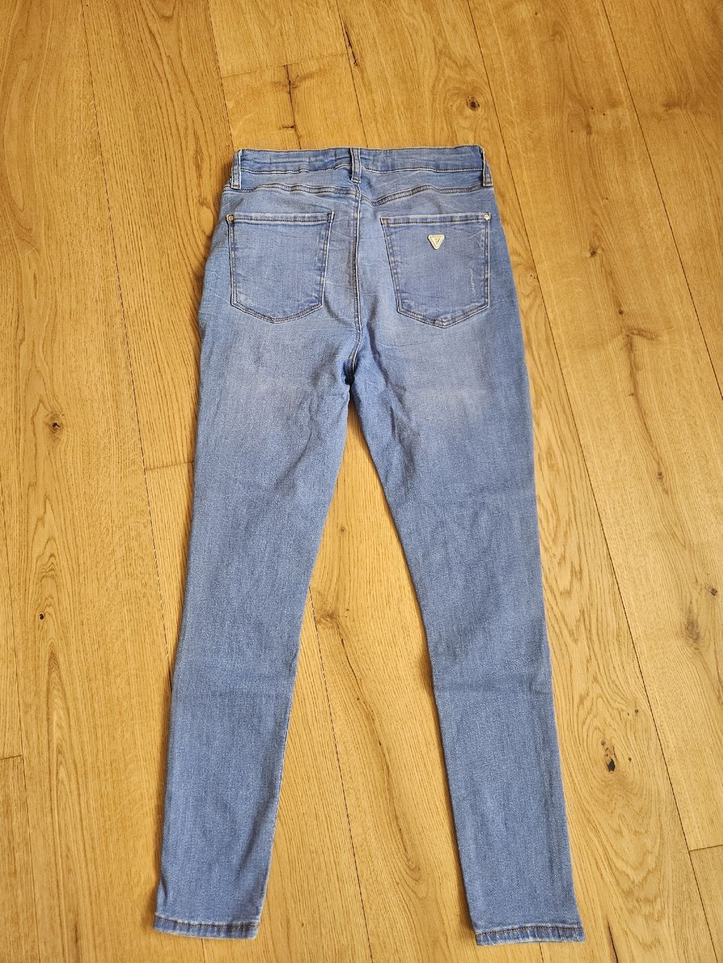 Guess Jeans: Guess Jeans, Grösse 29 – Nuovo (secondo la descrizione) da Tobel venduto da Nicci_dee 2