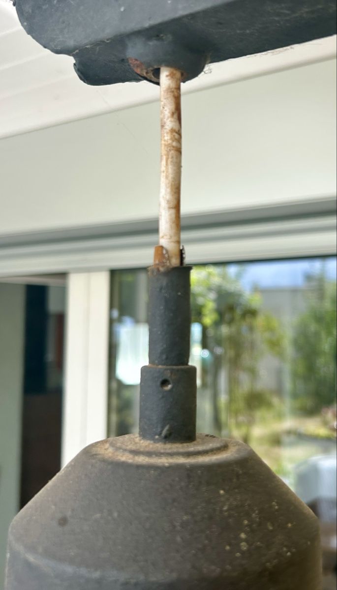 Lampade: Grosse Lampe aus Stahl – Usato da Oberlunkhofen venduto da Lilie13 3