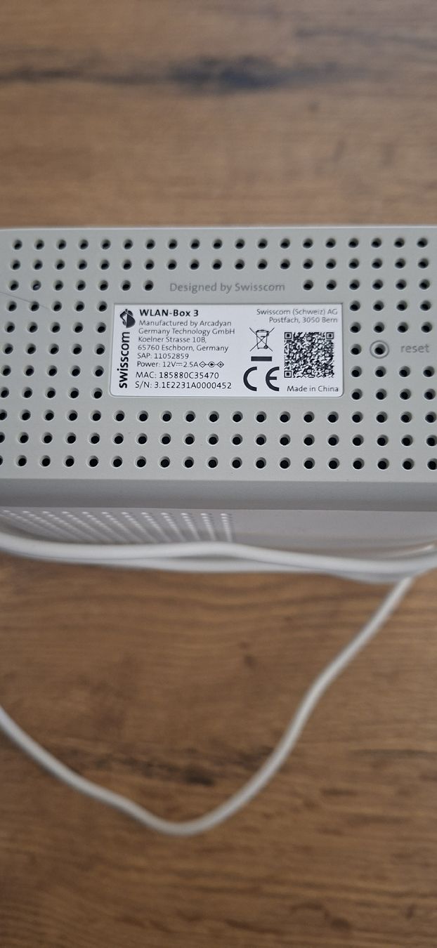 Swisscom Modem & Router: WLAN Box 3 – Usato da Spreitenbach venduto da Sternwandler 1