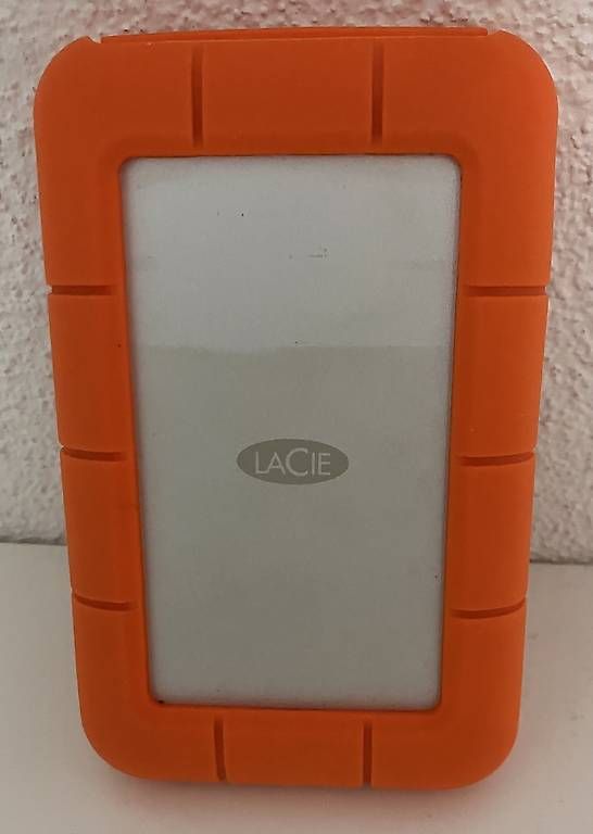 Lacie Dischi rigidi: Festplatte LaCie 2 TB – Usato da Schmerikon venduto da Amco