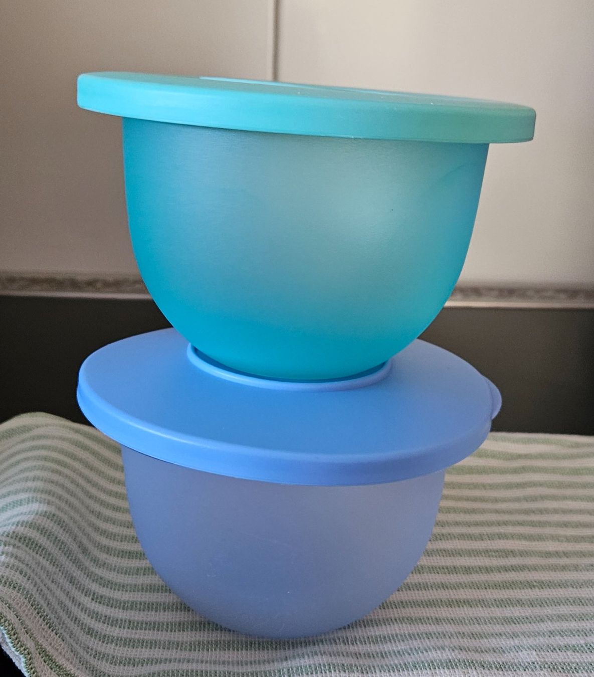 Tupperware Contenitori & Simili: Aqua Dessertschalen – Nuovo e nell'imballaggio originale da Hasle b. Burgdorf venduto da buddle32 2