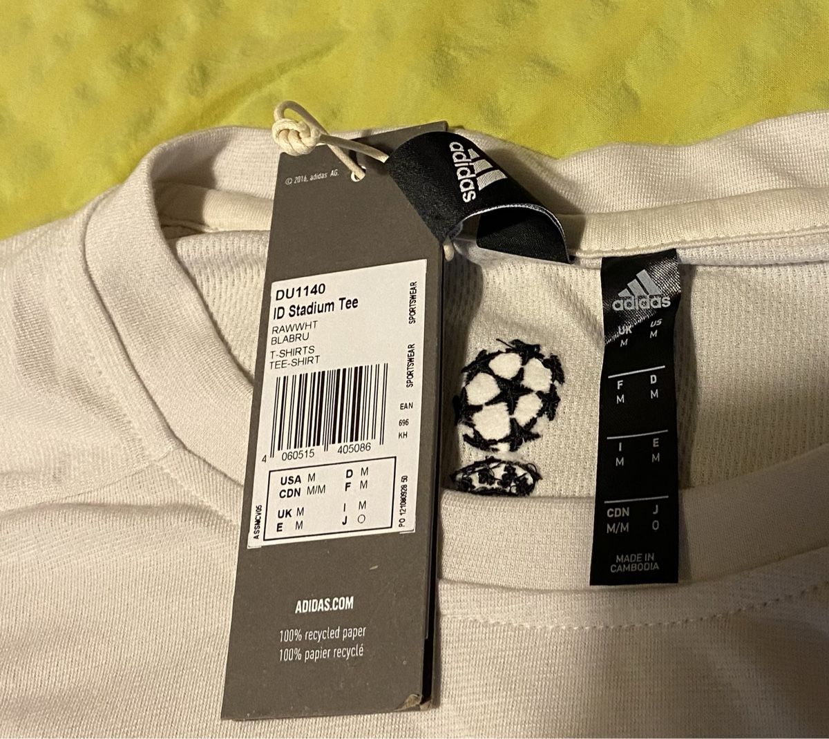 Adidas T-Shirts: Adidas Fan T-Shirt Gr. M – Neu und originalverpackt aus Sursee von Braco70 1