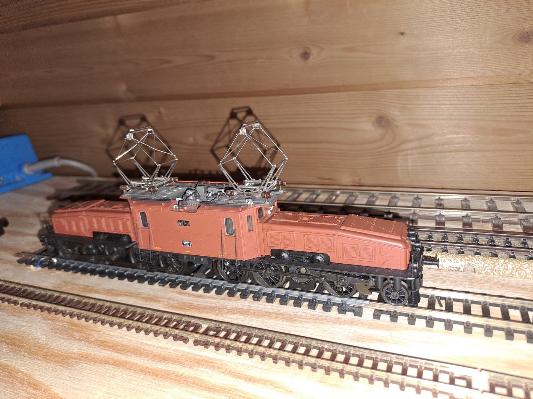 Roco Modellini di ferrovie: Roco Ce 6/8 Krokodil braun. – Nuovo (secondo la descrizione) da Trachslau venduto da Bud_e 1