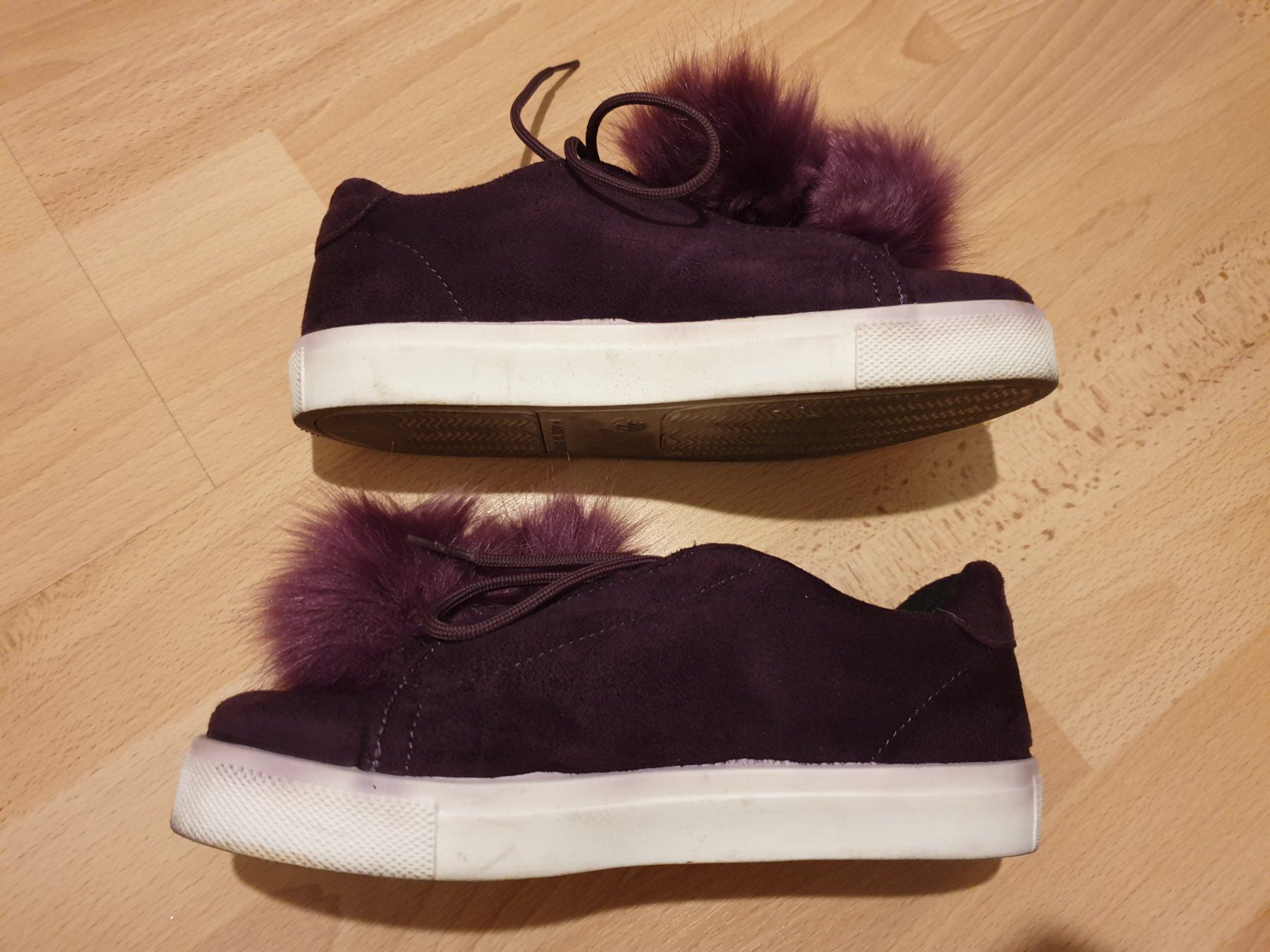Damenschuhe: BIANCO Violet Pompom Sneaker – Gebraucht aus Hasle LU von dandelion1684 3