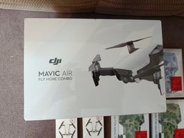 DJI Mavic Air Fly More Combo neuf et accessoires