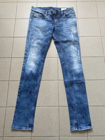 Diesel Jeanshose / W32 x L34 / Blau / Guter Zustand!
