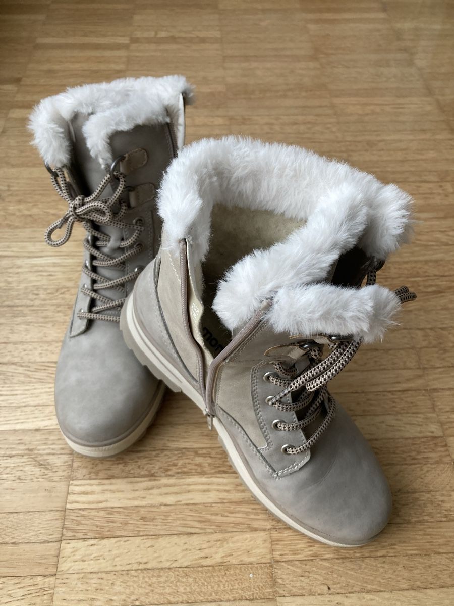 Scarpe da donna: Remonte Snowboot/Winterstiefel - gris, Grösse 37/38 – Nuovo (secondo la descrizione) da Nürensdorf venduto da salut