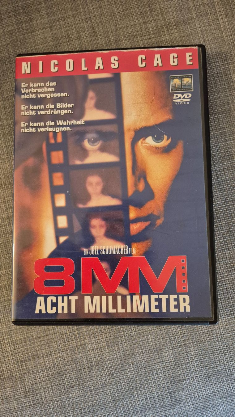 Tutti i DVDs: DVD - Acht Millimeter 8 MM – Usato da Elsau venduto da 1995staub