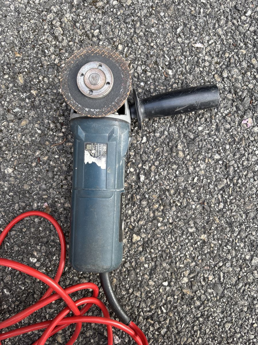 Bosch Alle Werkzeuge: Meuleuse Bosch 1348.7 et disques à meuler – Gebraucht aus Lonay von car_l9sk 1