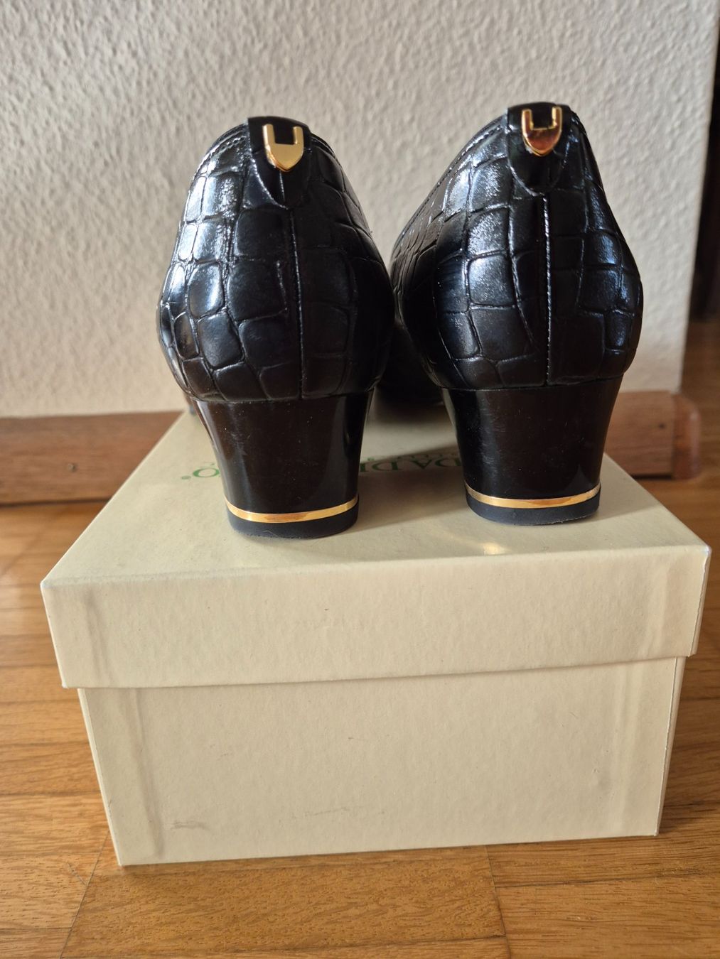 Scarpe da donna: Damenschuh – Usato da Muttenz venduto da Subito11 1