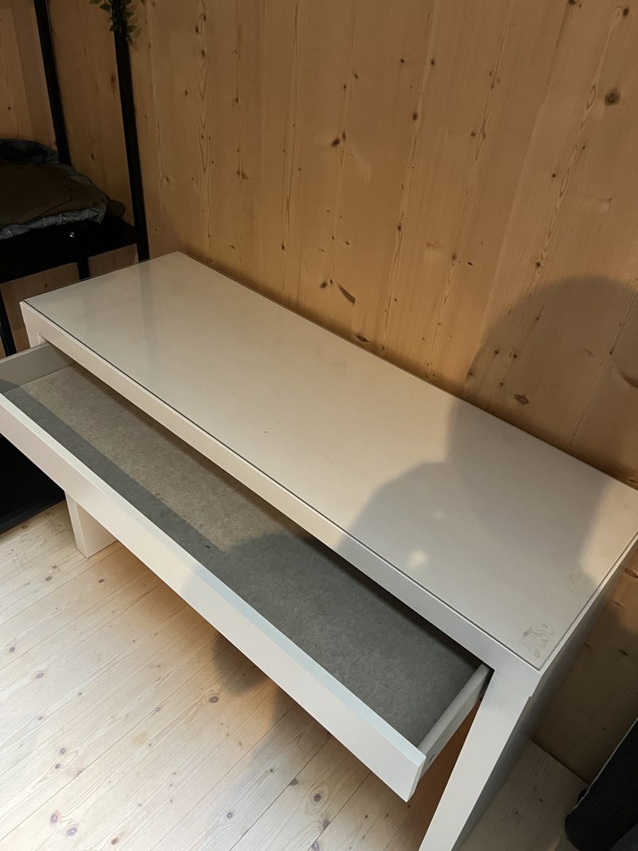 Tavoli: Weisser Tisch mit Schublade 120x40x80cm – Usato da Luzern venduto da LuzernerShop 1