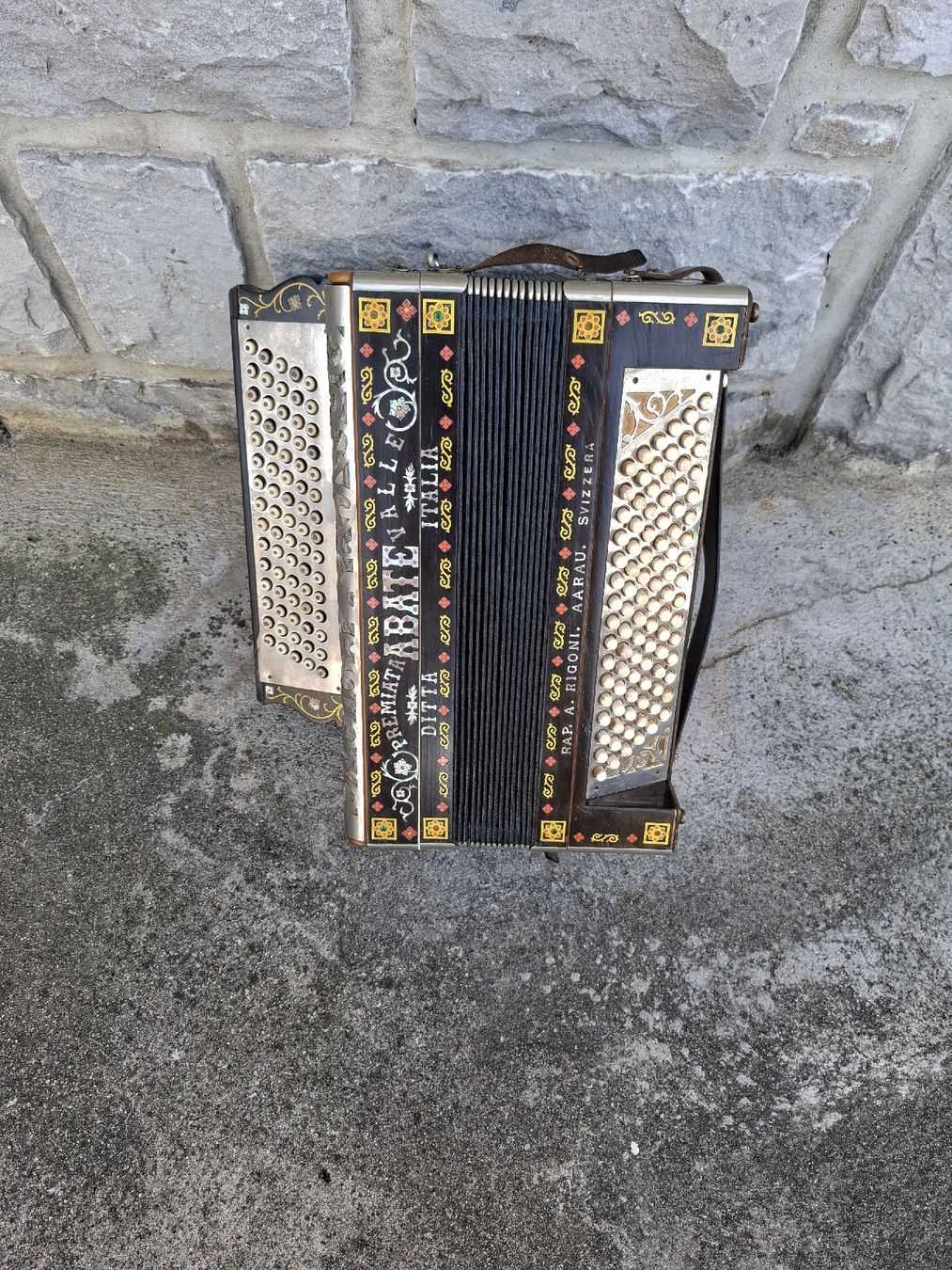 Strumenti musicali: belle chromatique antique – Usato da Villeneuve venduto da BibiVintage