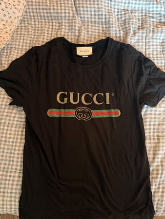 Gucci tshirt