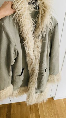 Leichte Wildlederjacke imitat mit Kunstfell Gr. S